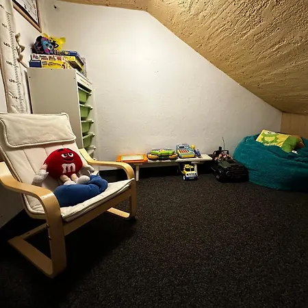 Oskar Apartment *